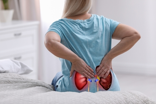 woman with kidney pain