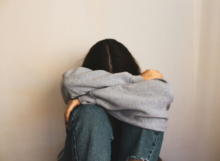 How does euphoric recall impact addiction recovery