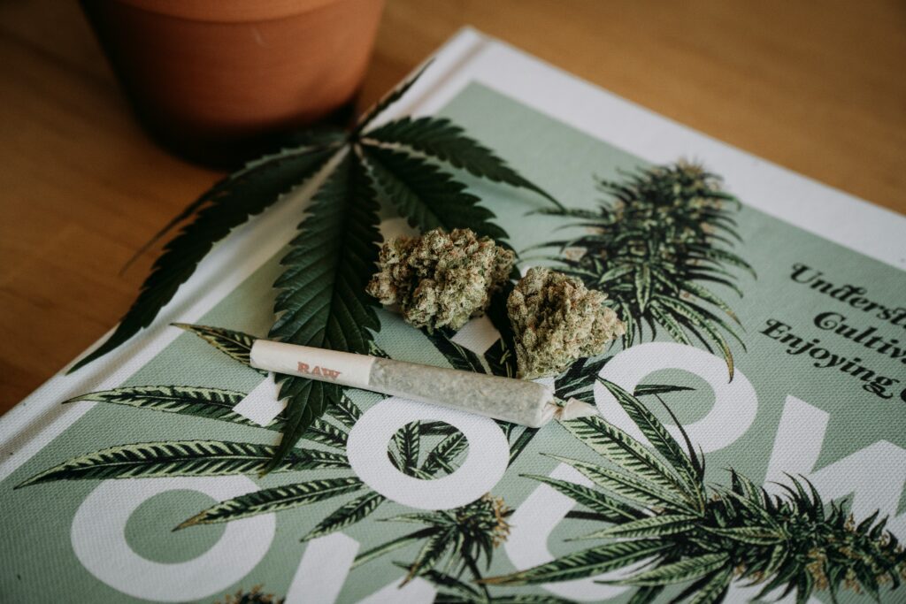 How to avoid the symptoms of laced weed