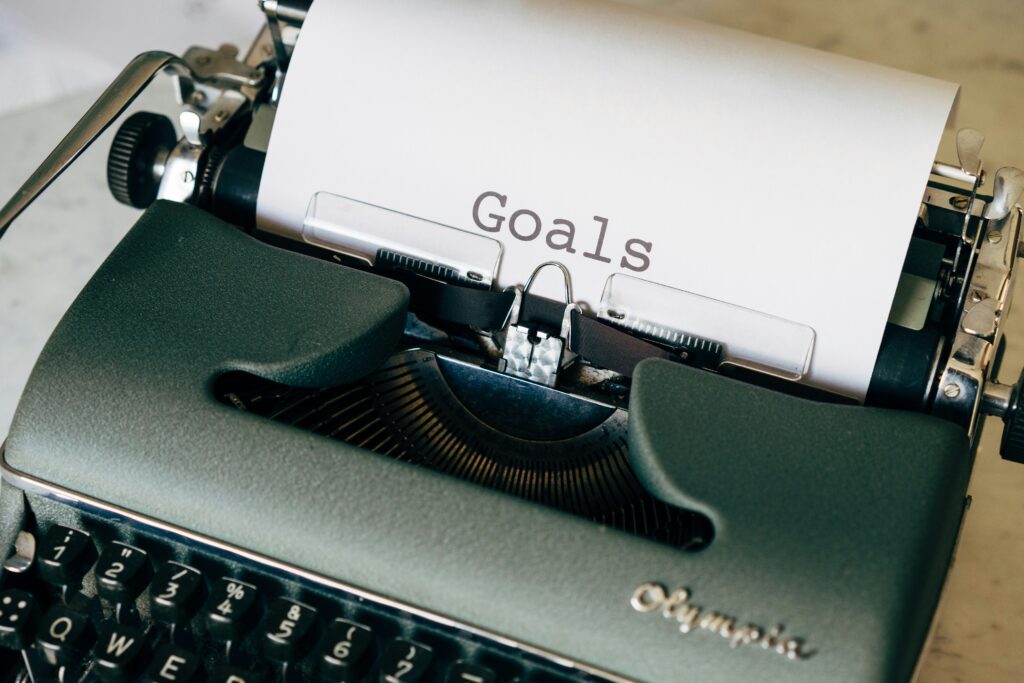 Why are New Year's resolution ideas often abandoned