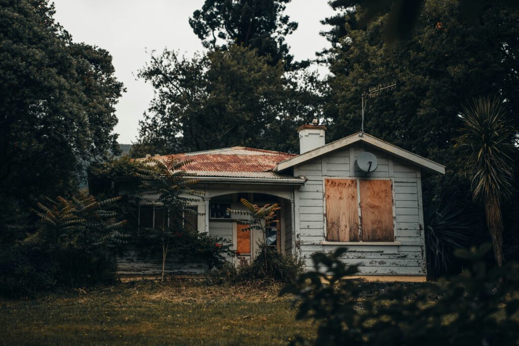 What is a trap house and what are the signs