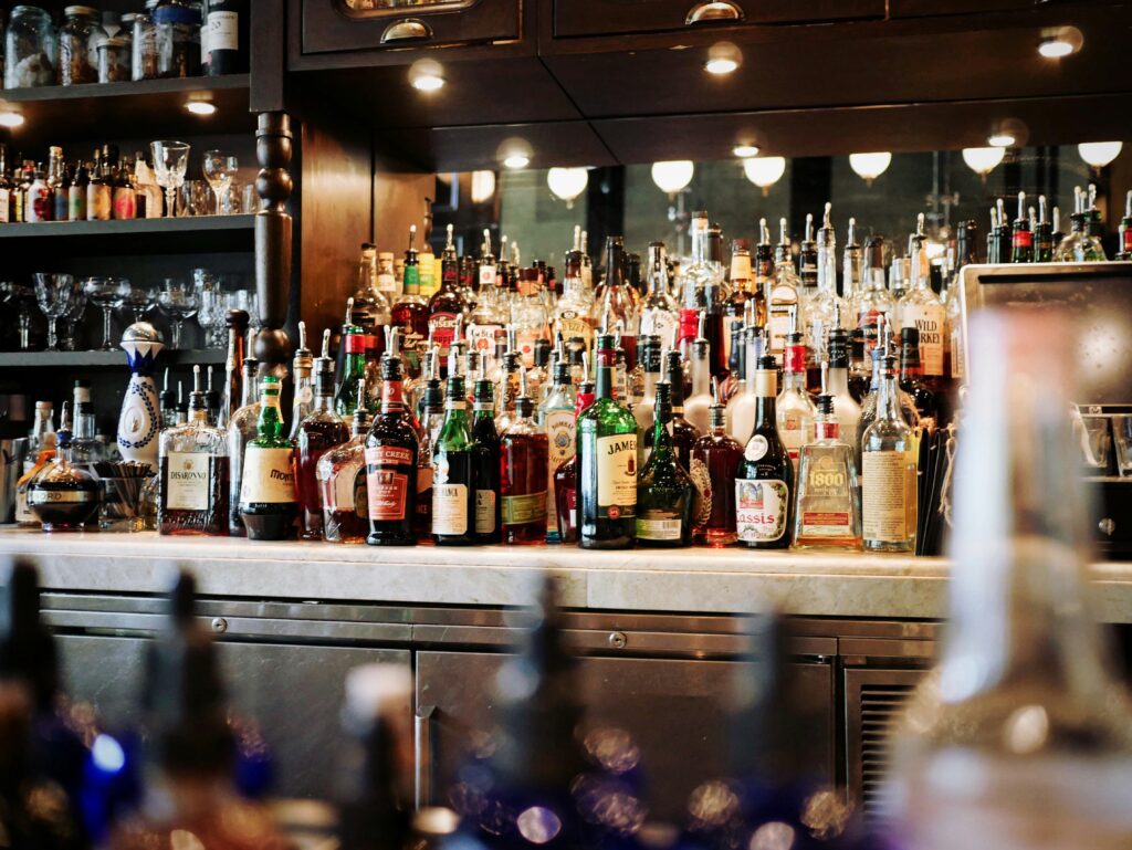How long does alcohol detox last